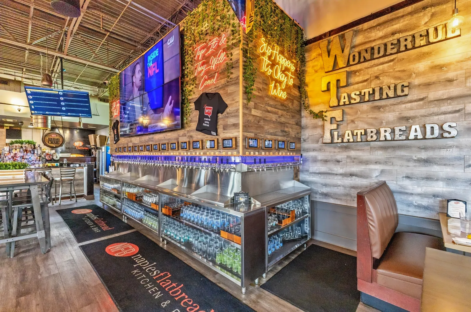 75 Acoustic Sound Panels for Restaurant Walls and Ceiling of Naples Flatbread