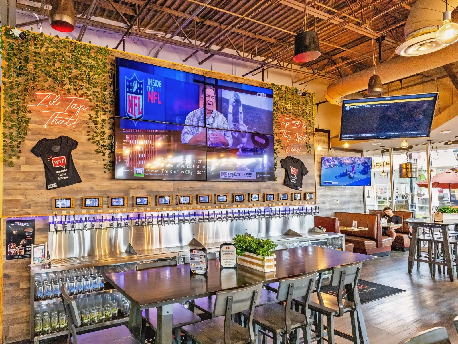 Modern Restaurant with Stage and Live Music Acoustic Treatment