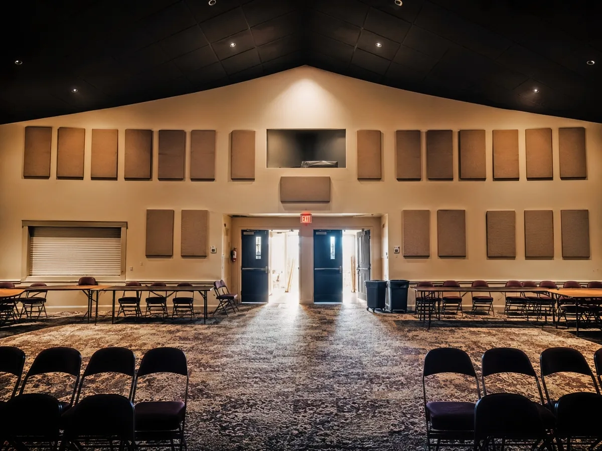 South Florida Live Music Venue Acoustic Wall-Mounted Panels Install