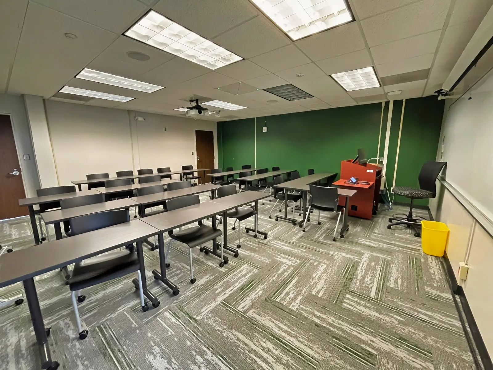 USF Classroom Wall-to-Wall Acoustic Panel Treatment