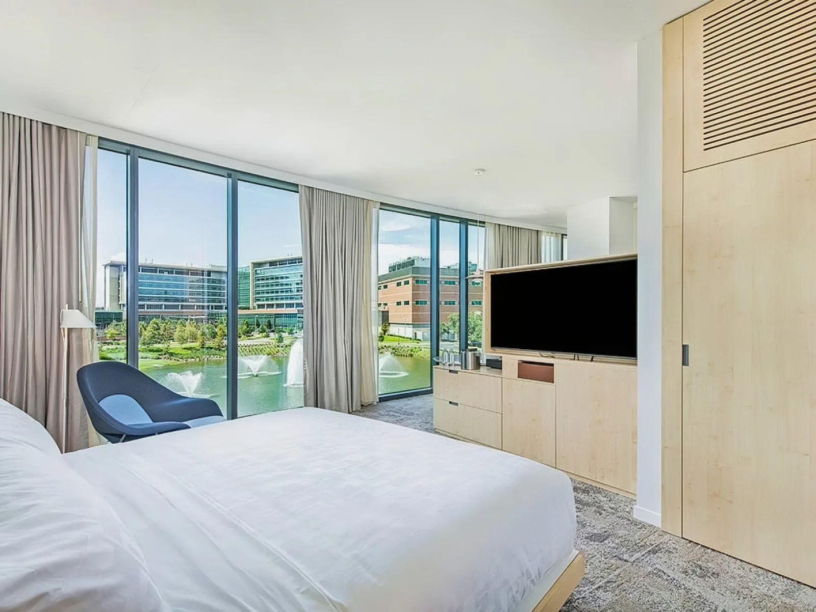 Shands Gainesville Hospital Guesthouse Improved Acoustics