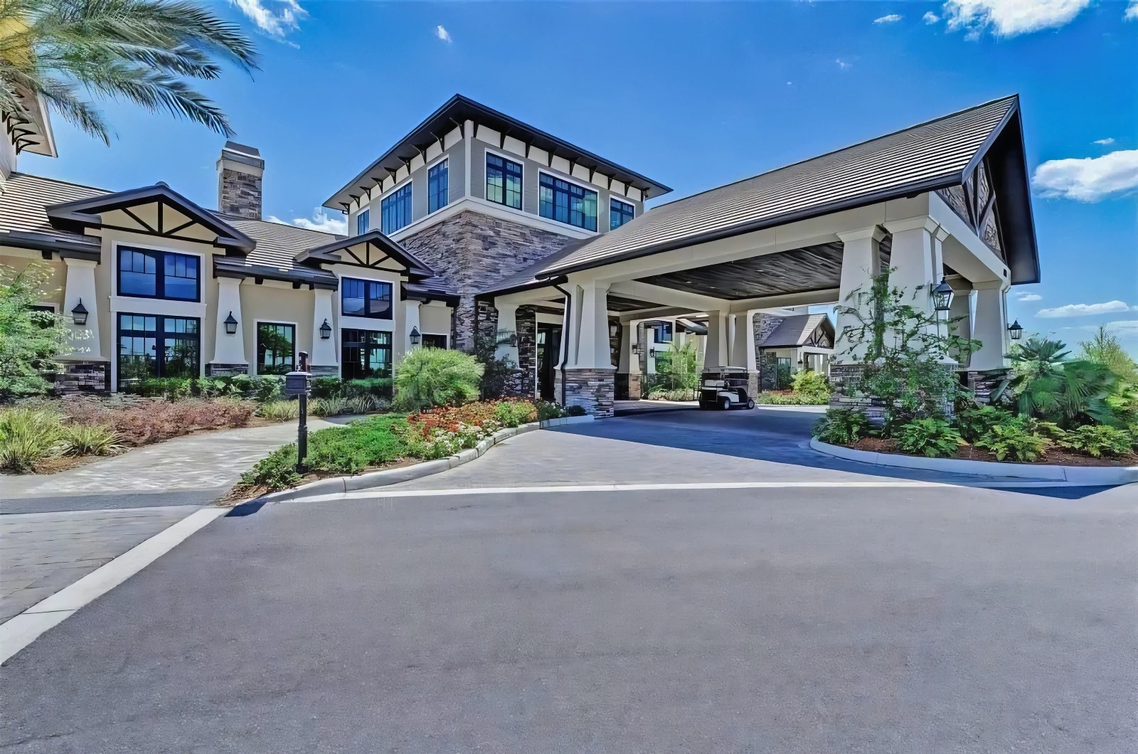 Exterior of Del Webb Lakewood Ranch Clubhouse