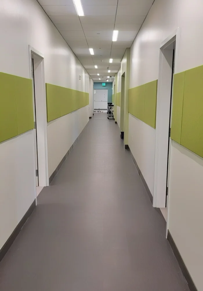 Arthrex Hallway with Filzfelt Akustika