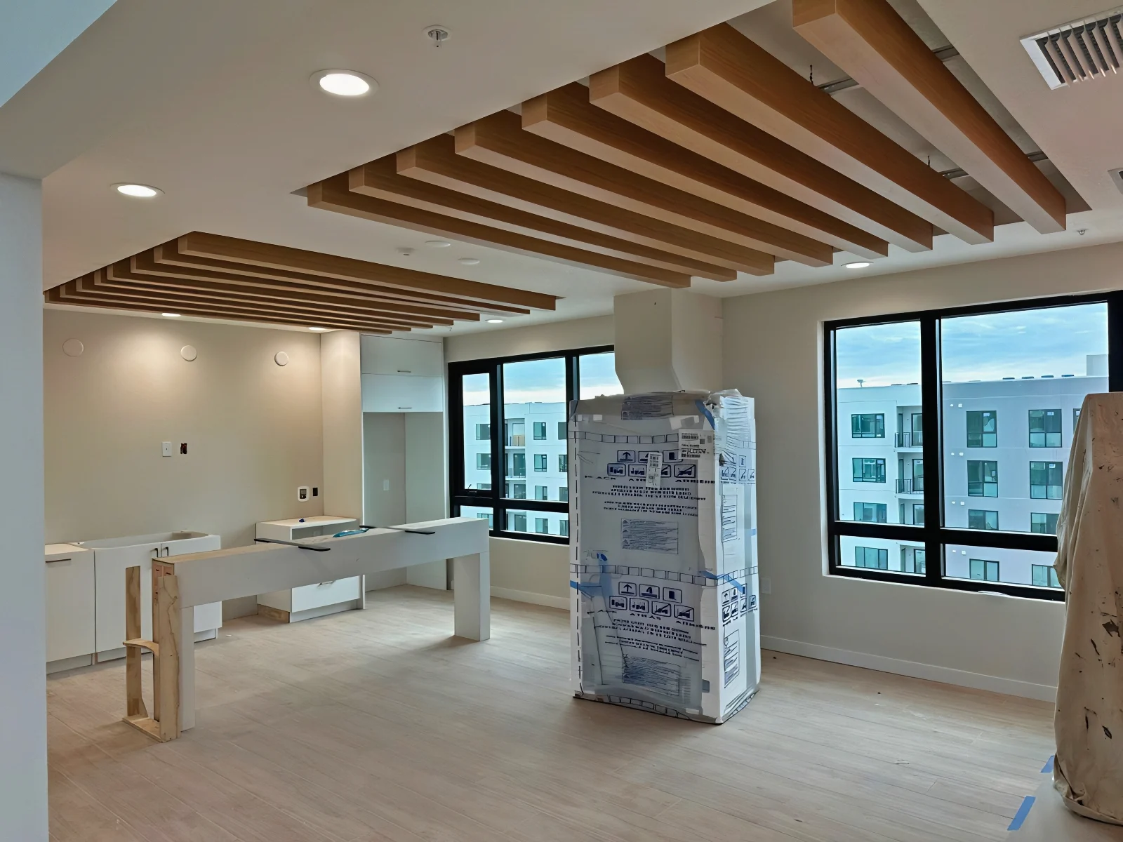 Metal Baffles Evenly Spaced