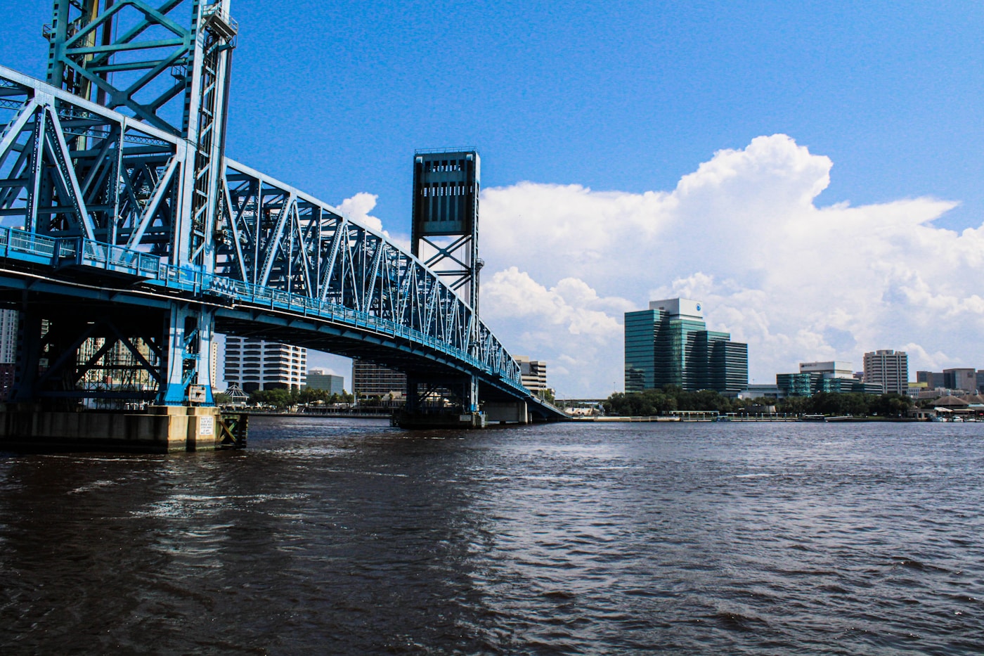 Jacksonville, FL skyline over the St. Johns River